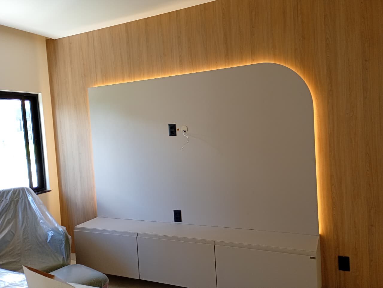 Painel curvo com LED