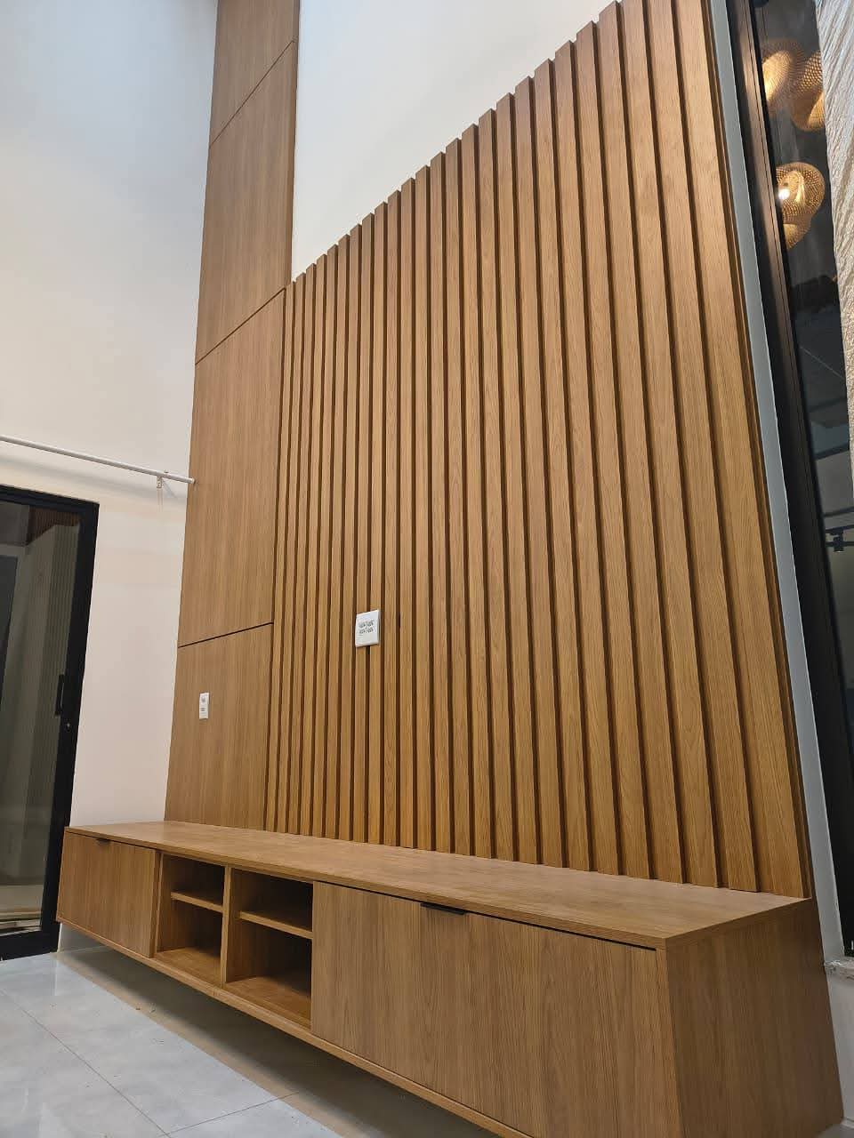 Painel ripado vertical